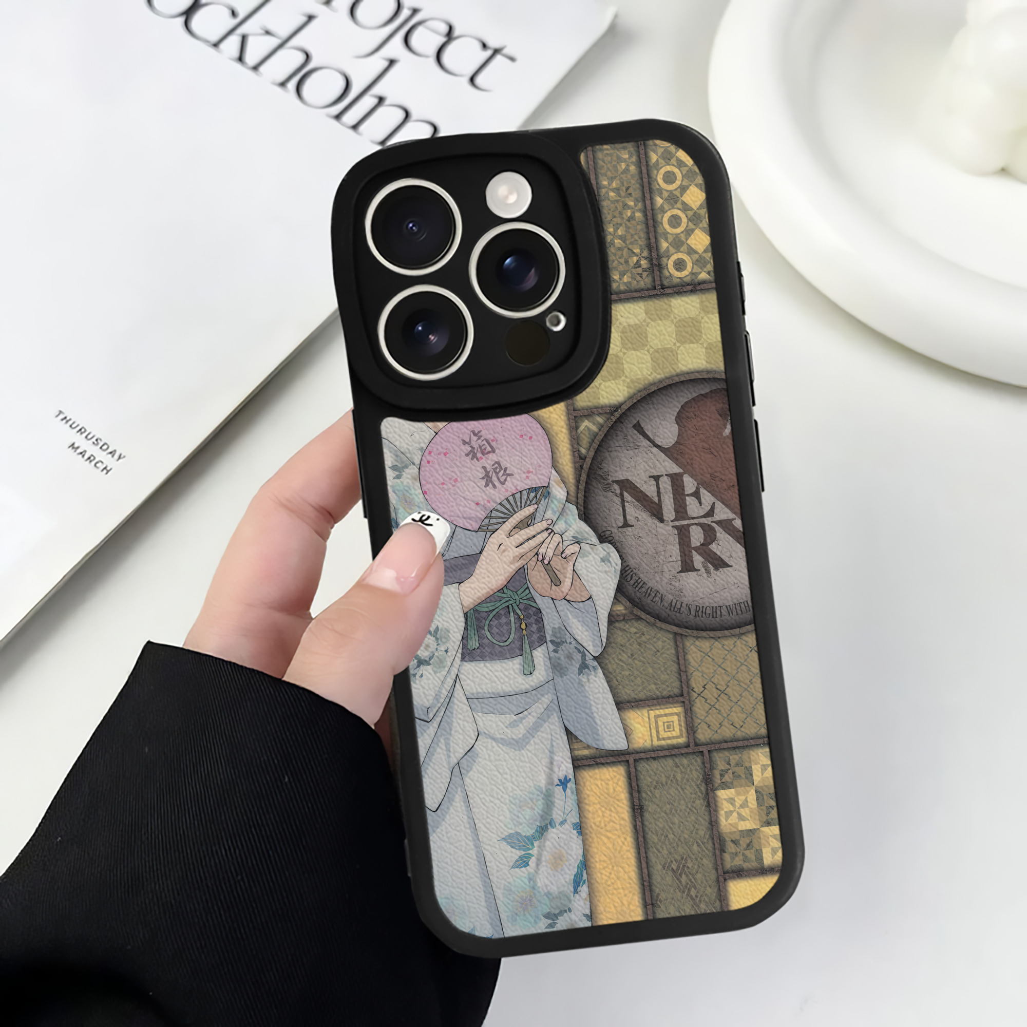 （画像用） EVA 新世紀エヴァンゲリオン 【iPhone 16シリーズ対応】シリコンスマホケース（レザー調） 材質：シリコン